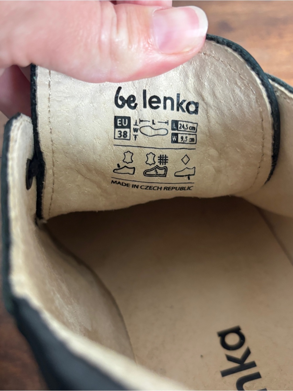Be Lenka Icon Black Leather Chukka Barefoot Shoes Ankle Boots Unisex Sz EU 38 - Picture 9 of 11